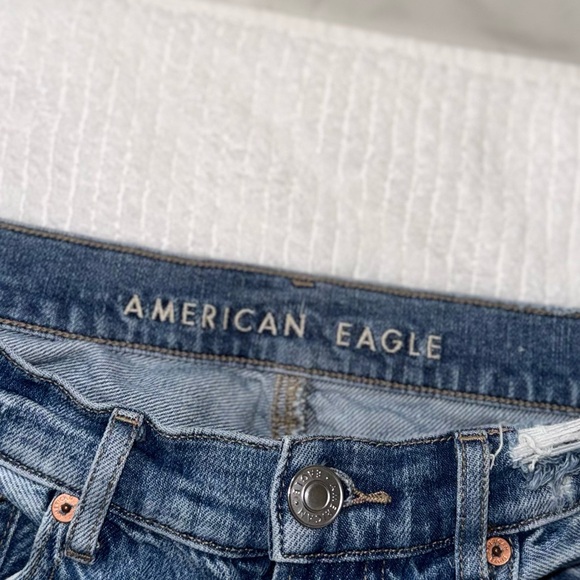American Eagle Outfitters 90’s Bootcut Split Hem - Medium Wash Size- Size 8 - Picture 4 of 7